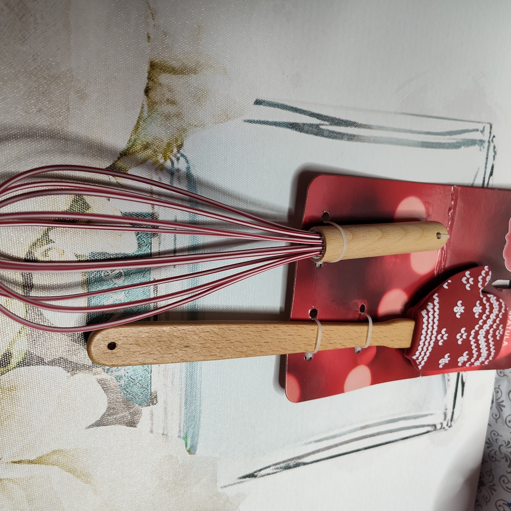 Kohl's St. Nicholas Red and White Spatula and Whisk Set